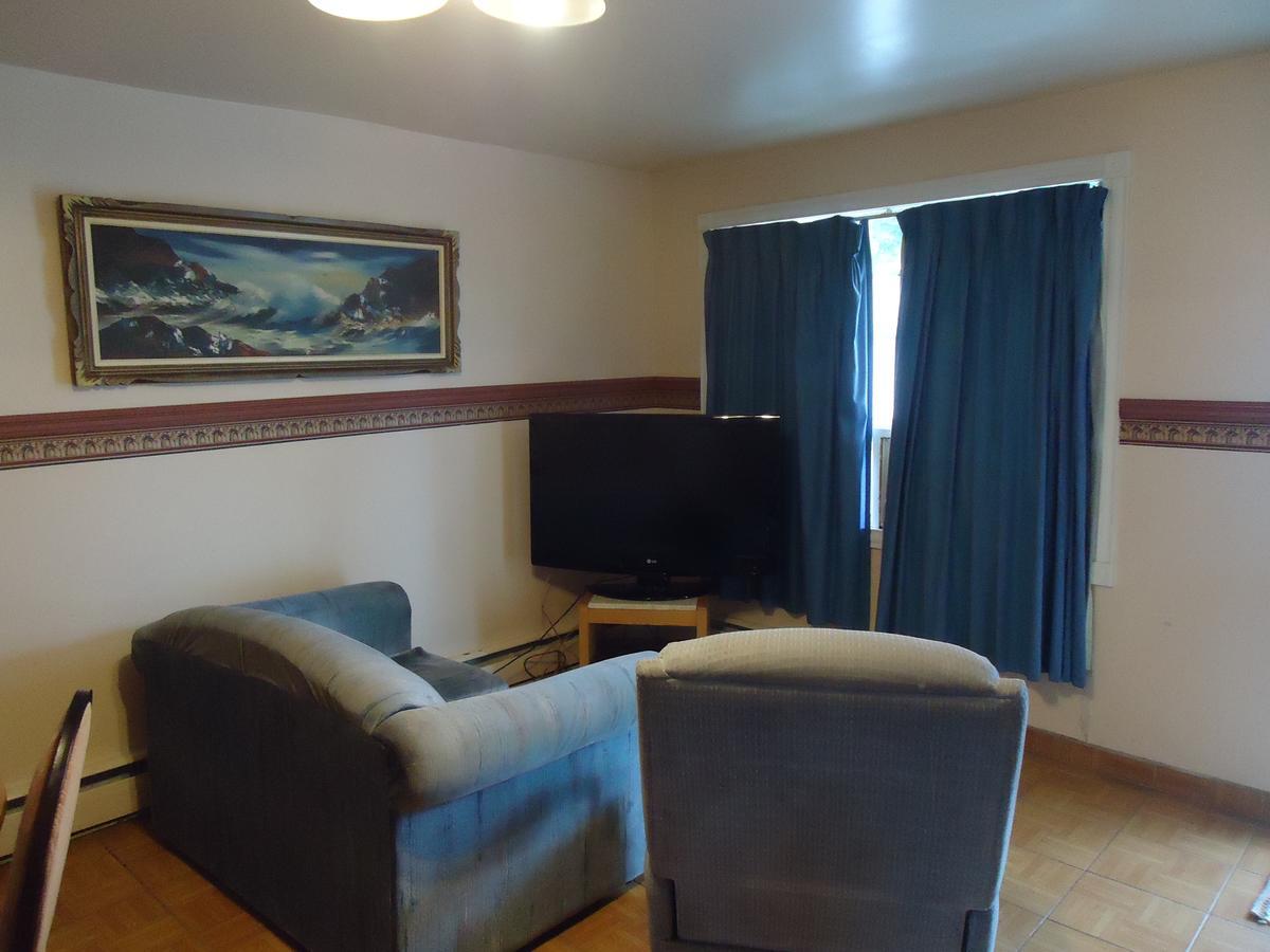 Motel Cote Riviere-du-Loup Exterior photo