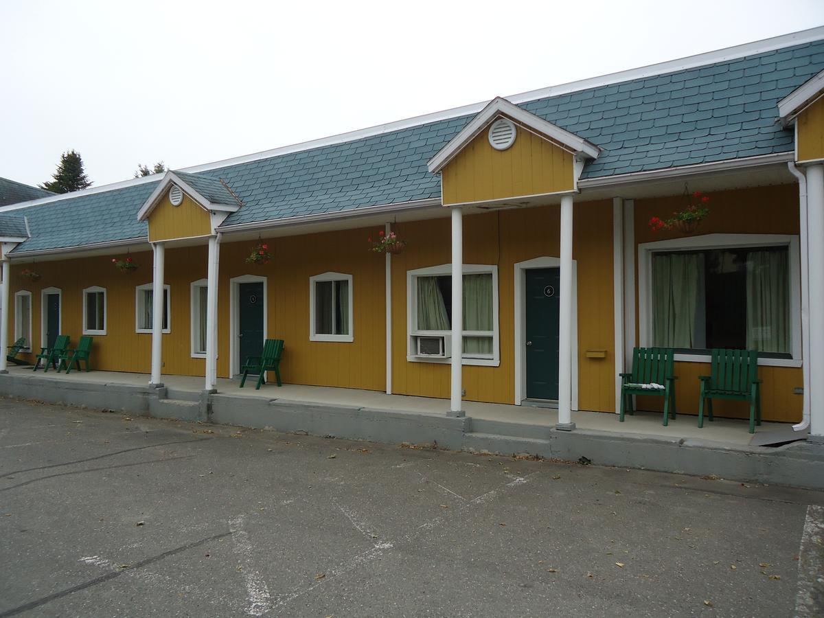 Motel Cote Riviere-du-Loup Exterior photo